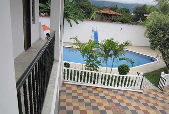 Villa Isabella - vista panorámica piscina